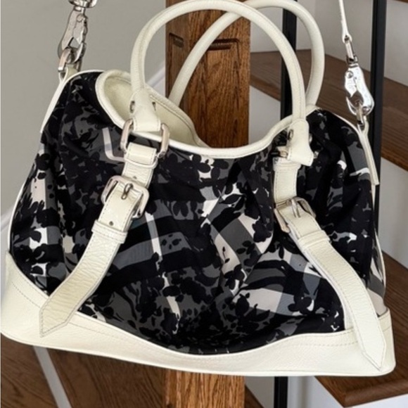 Burberry Black Floral Nova Check Satchel White Patent Leather Made in Italy - Picture 16 of 16